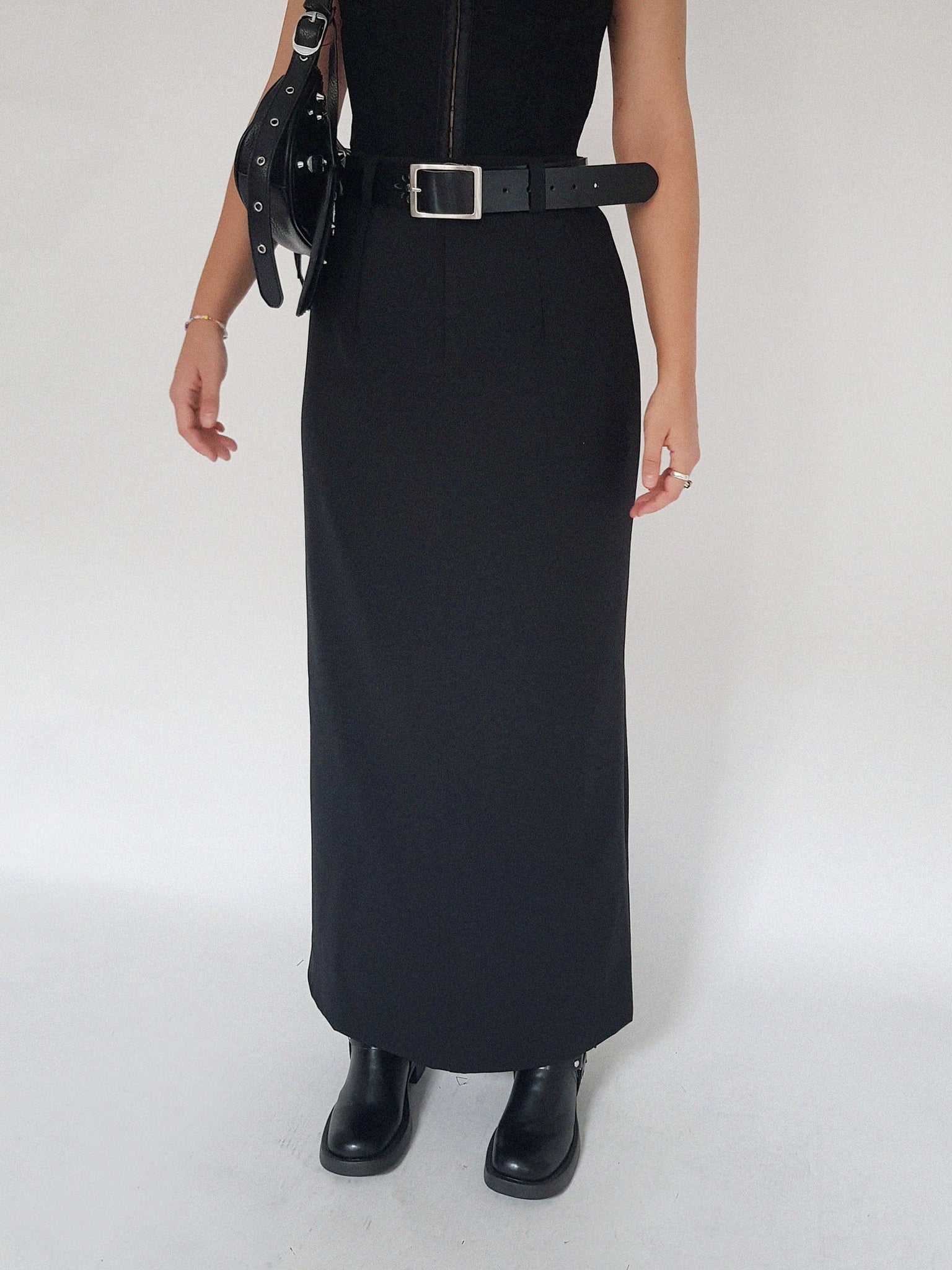 THE LONG SKIRT // black