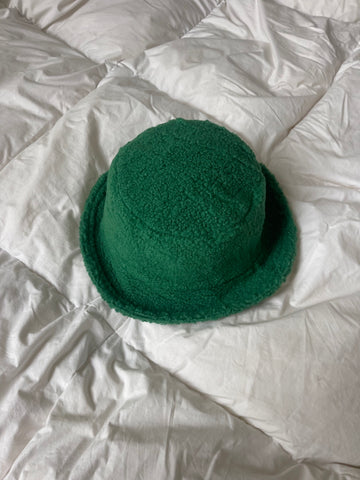 FLUFFY HAT // green