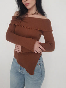 KNIT SHOULDER TOP