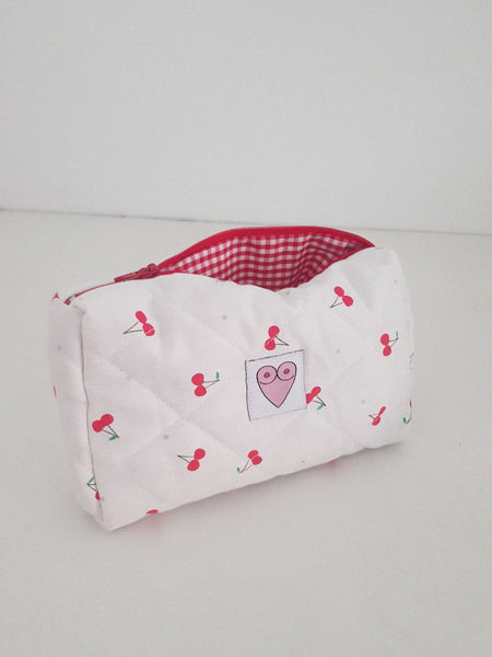 BEAUTY BAG CHERRY handmade // size normal