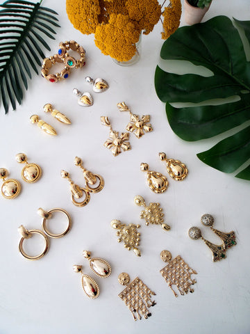 VINTAGE EARRINGS // love