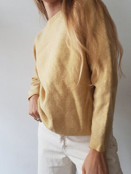 VINTAGE KNIT